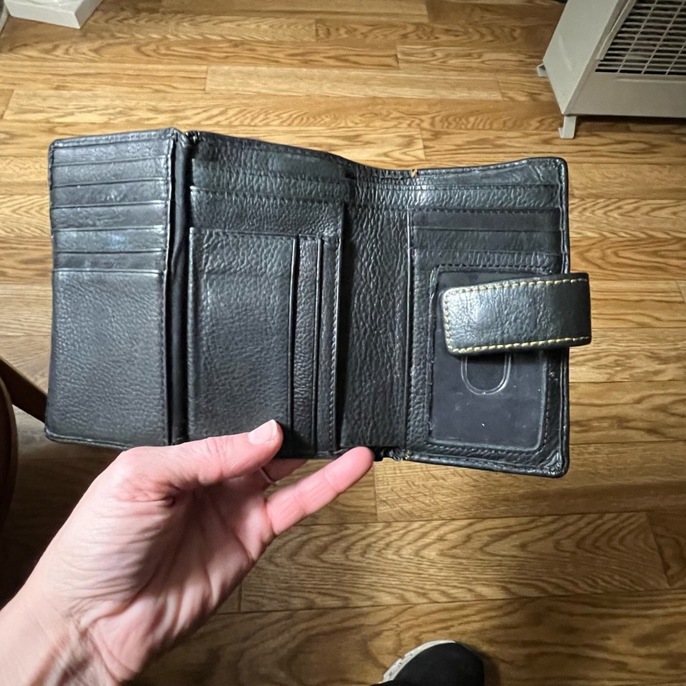 Wallet - Picture 5 of 5
